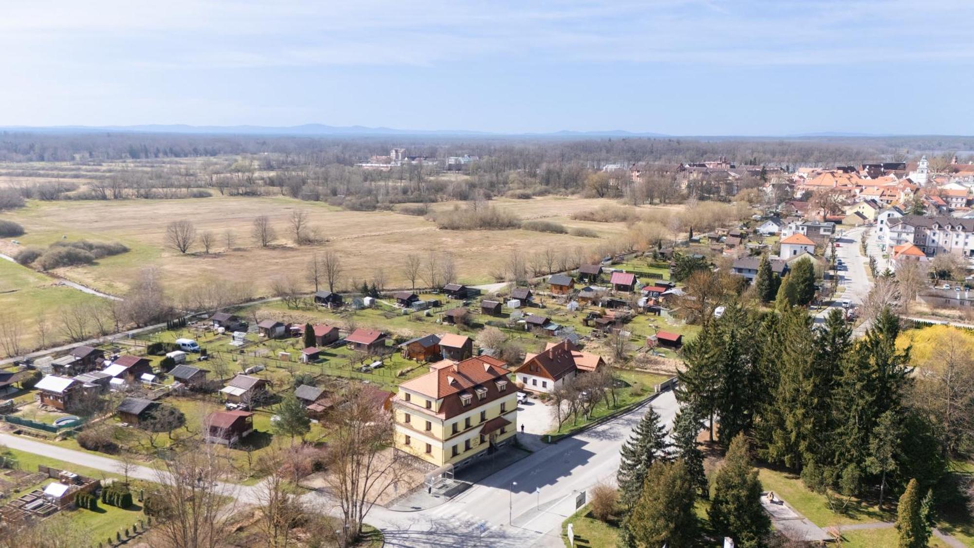 Apartmany Na Seniku Trebon Exterior photo